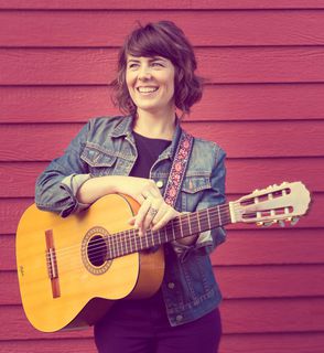 Sarah Dill - Singer-songwriter, USA